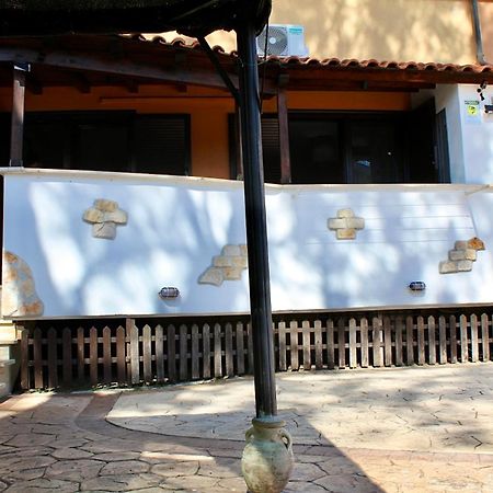Апартаменти The Garden House Fco, Self Check In And Free Private Parking Ф'юмічіно Екстер'єр фото