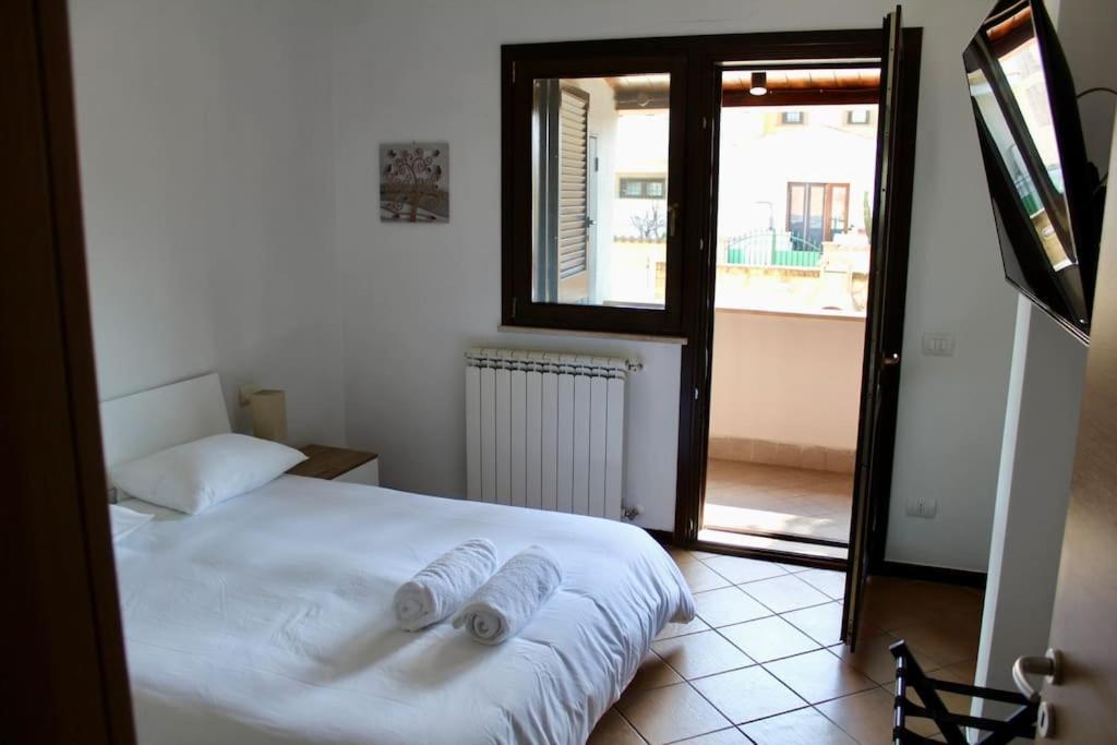 Апартаменти The Garden House Fco, Self Check In And Free Private Parking Ф'юмічіно Екстер'єр фото